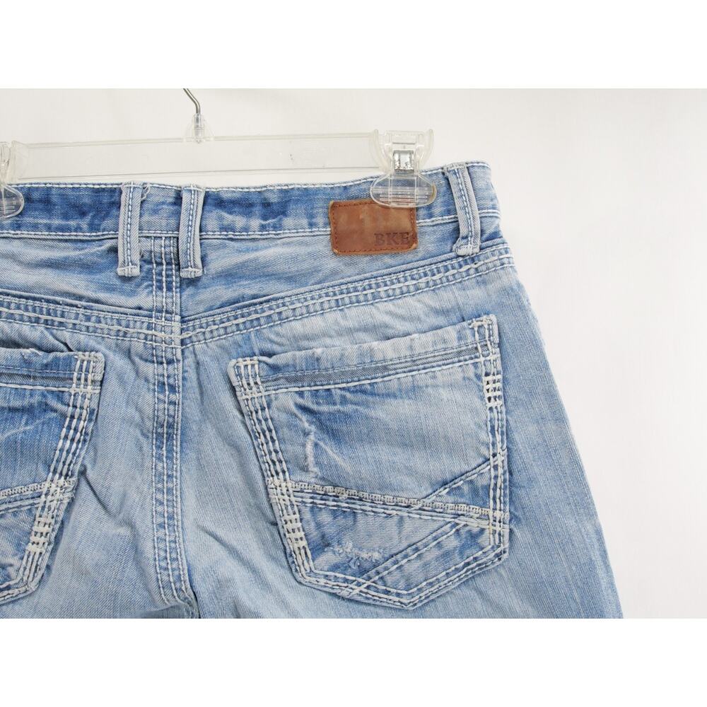 BKE Jeans Men 33Rx31 Light Blue Tyler Distressed Denim 100% Cotton - Picture 7 of 9